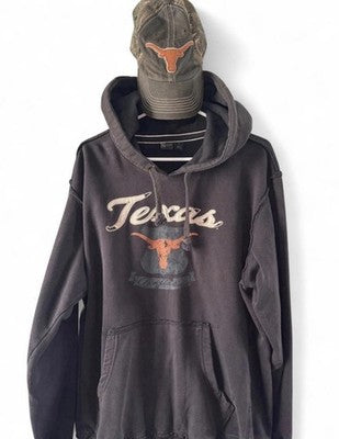 Texas Longhorns – Distressed Hoodie Men’s XL + Adjustable Hat Bundle