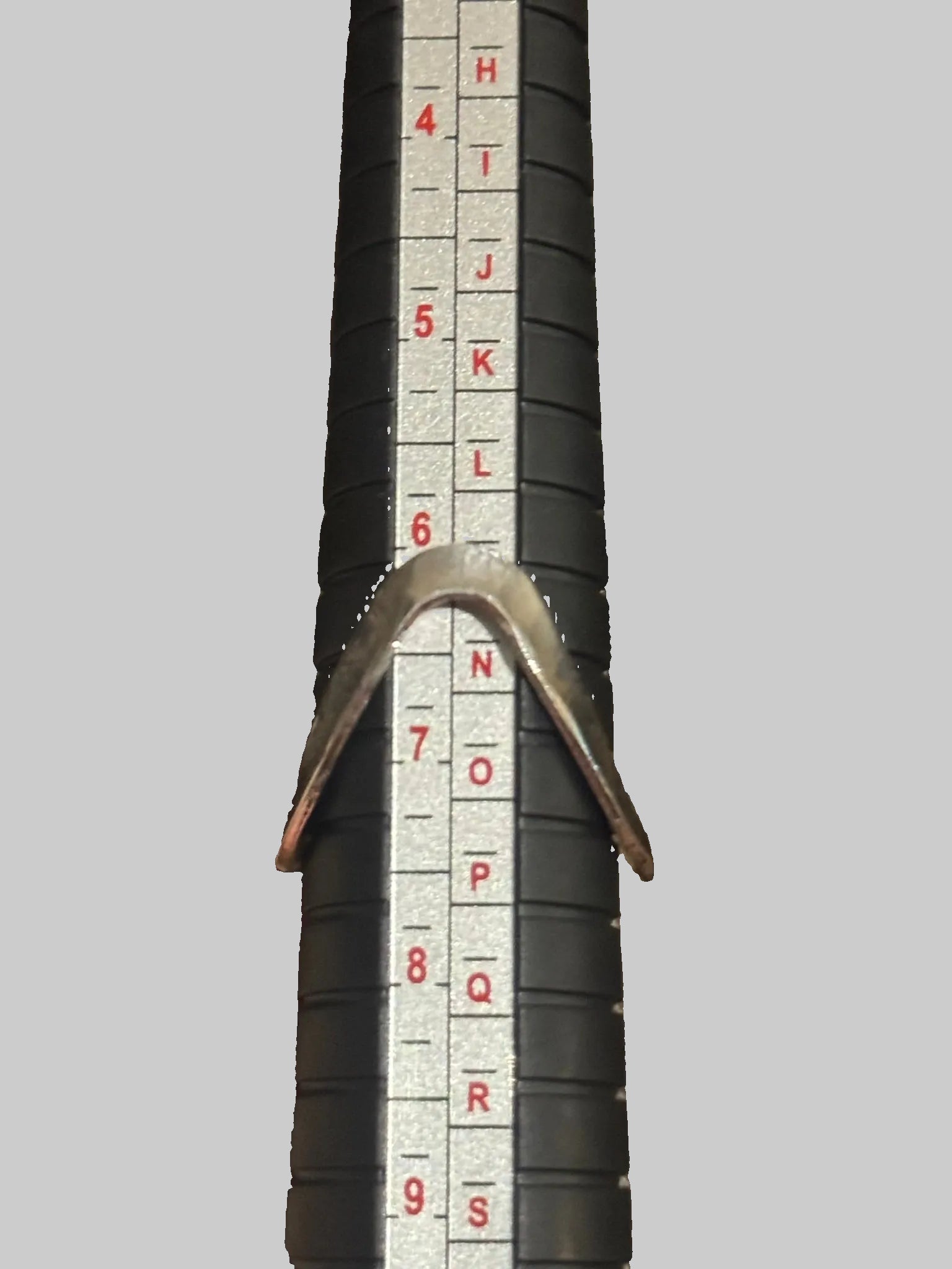 Chevron ring on a sizer