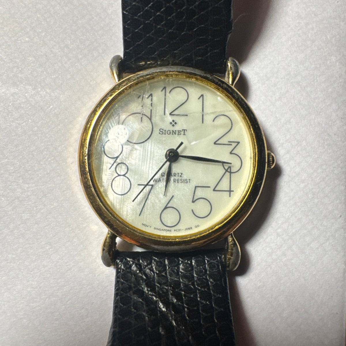 Vintage 90s Signet Dainty Ladies Quartz Watch 9mm Small Face Dress Gold