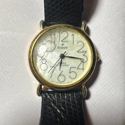 Vintage 90s Signet Dainty Ladies Quartz Watch 9mm Small Face Dress Gold