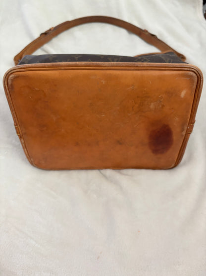 Vintage 1999 Louis Vuitton Monogram Noé Bucket Bag (M42224)