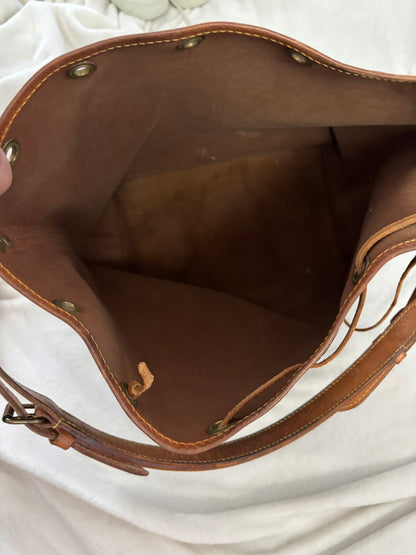Vintage 1999 Louis Vuitton Monogram Noé Bucket Bag (M42224)