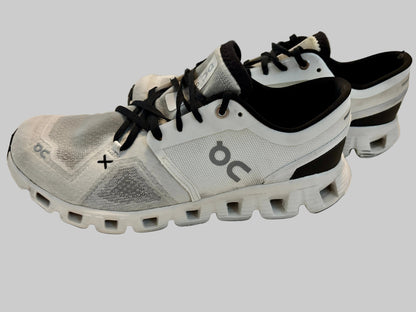 On Cloud X 3 Women's Running Shoes Size 9 US White Black Training Sneakers 60.98697