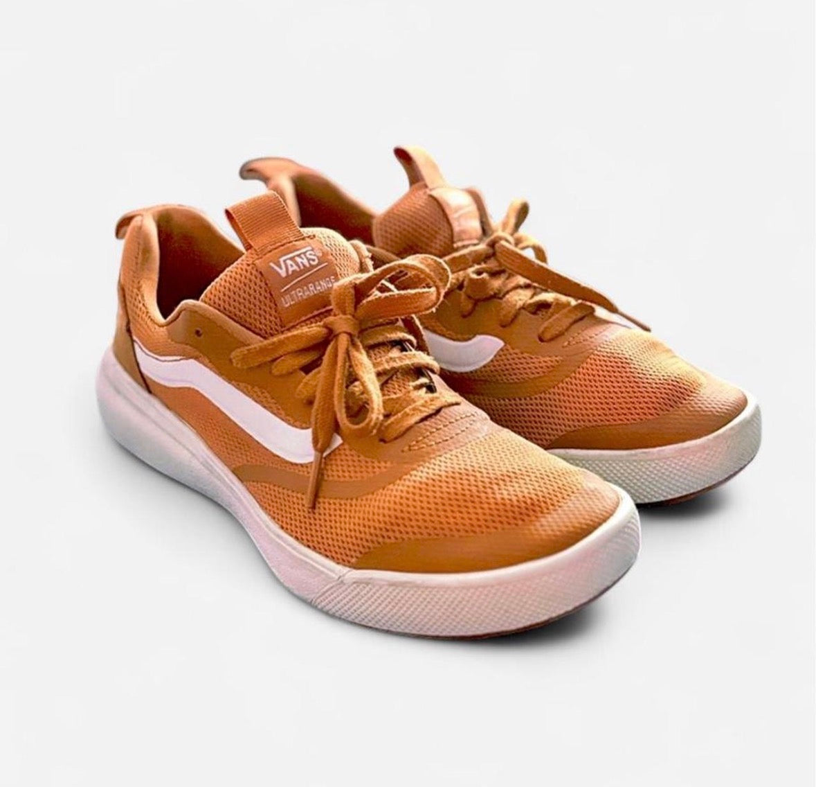 Vans UltraRange EXO SE Sneakers Cream/Orange Lightweight Comfort M 8 / W 9.5
