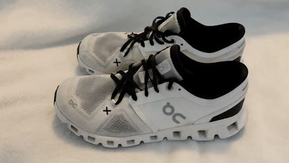 On Cloud X 3 Women's Running Shoes Size 9 US White Black Training Sneakers 60.98697
